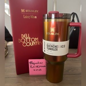 Final Price Drop— Lainey Wilson X Stanley Country Gold Cup ❤️